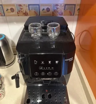 Cafetera delonghi Magnifica Start ecam 220.22 gb